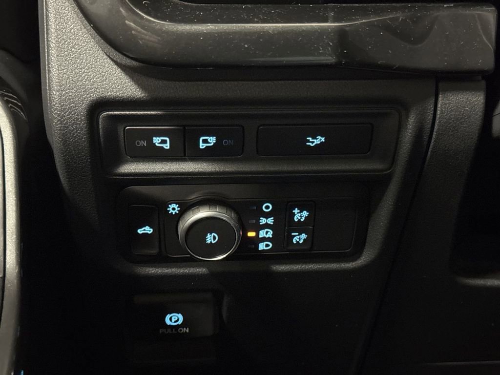 Used 2022 Ford F150 XLT w/ Equipment Group 302A High AWD/4WD image 19