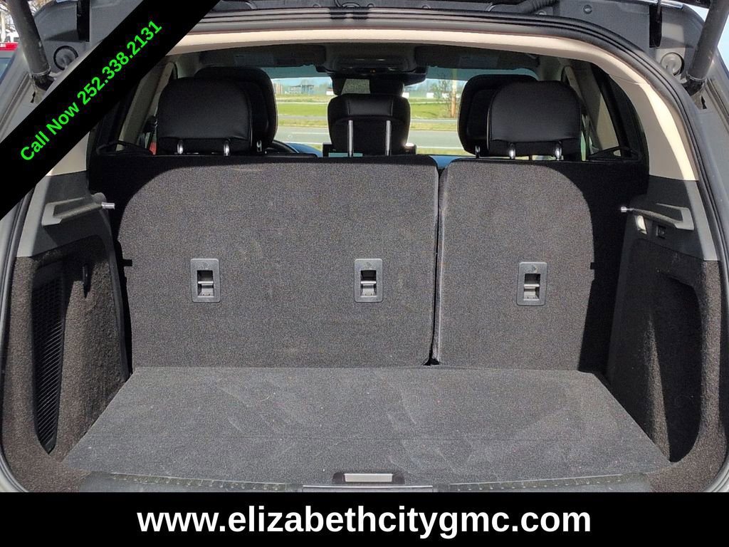 Used 2025 Lincoln Corsair Reserve w/ Equipment Group 202A image 14