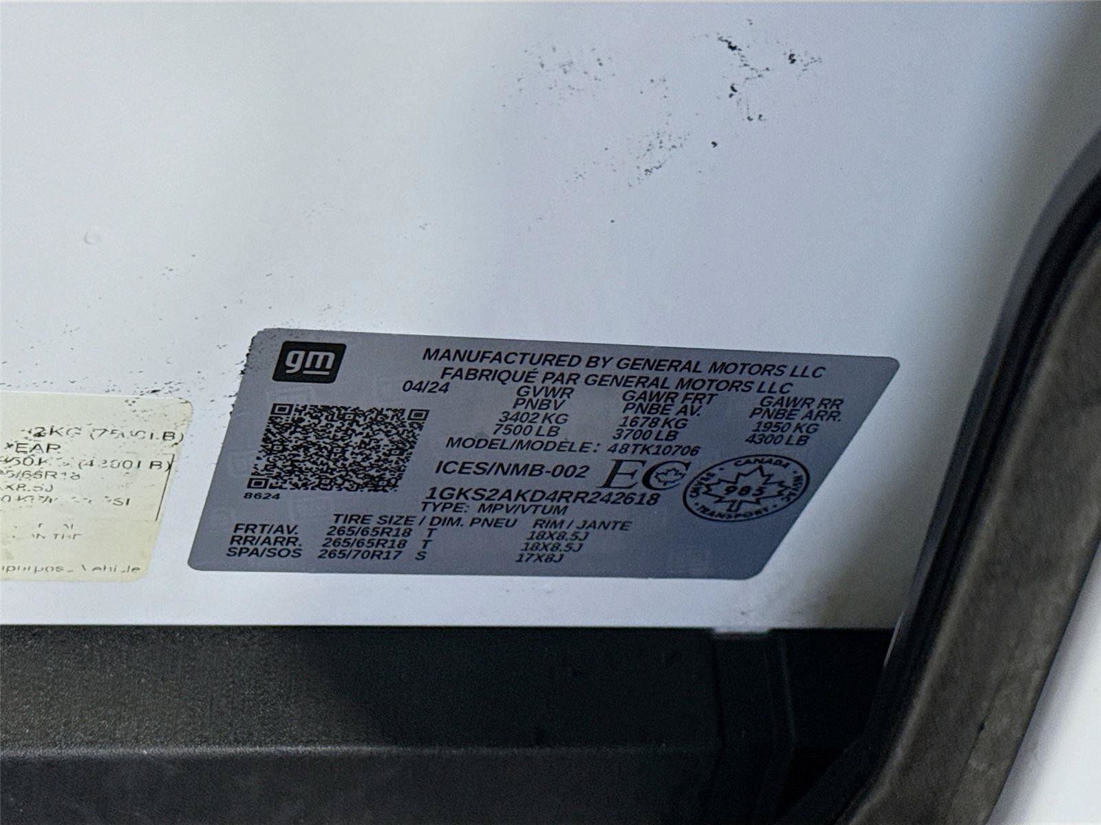 Used 2024 GMC Yukon SLE AWD/4WD image 25