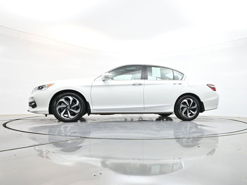 Used 2017 Honda Accord EX-L image 34
