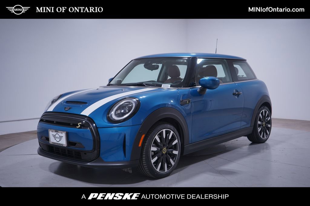 Used 2023 MINI Cooper SE image 1