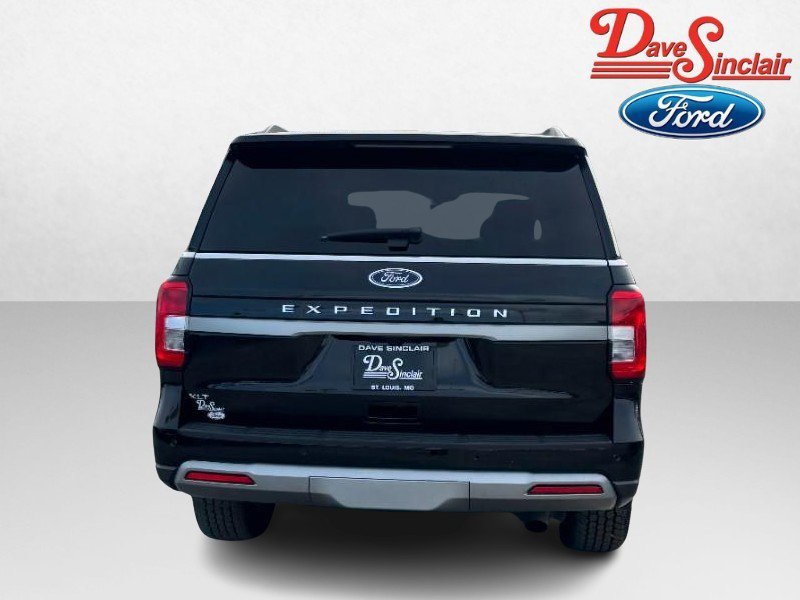 Used 2024 Ford Expedition XLT image 8
