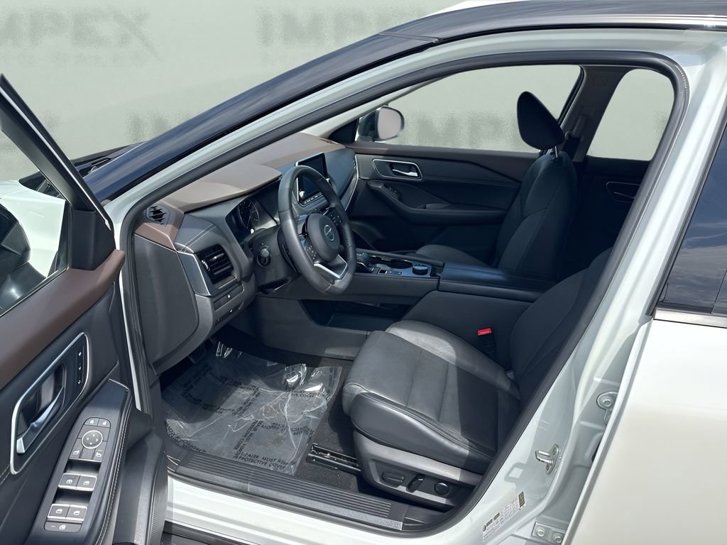 Used 2021 Nissan Rogue SL AWD/4WD image 9