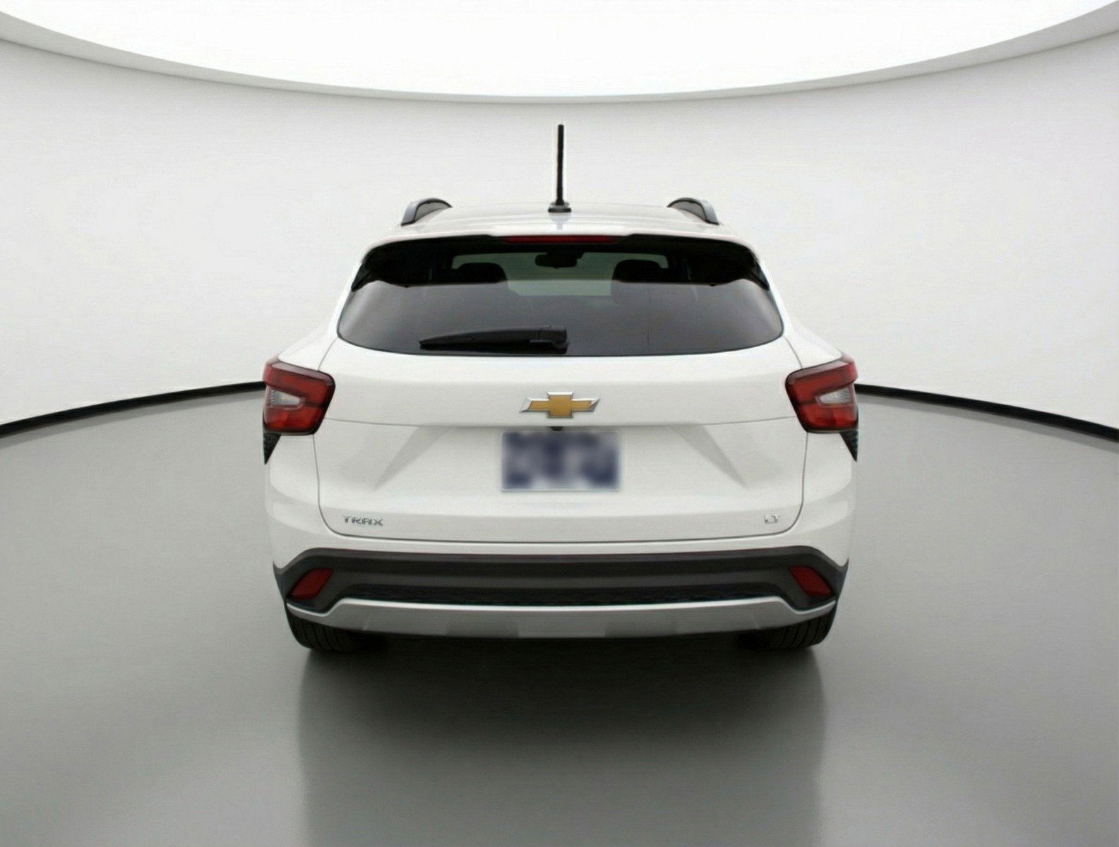 Used 2025 Chevrolet Trax LT image 7
