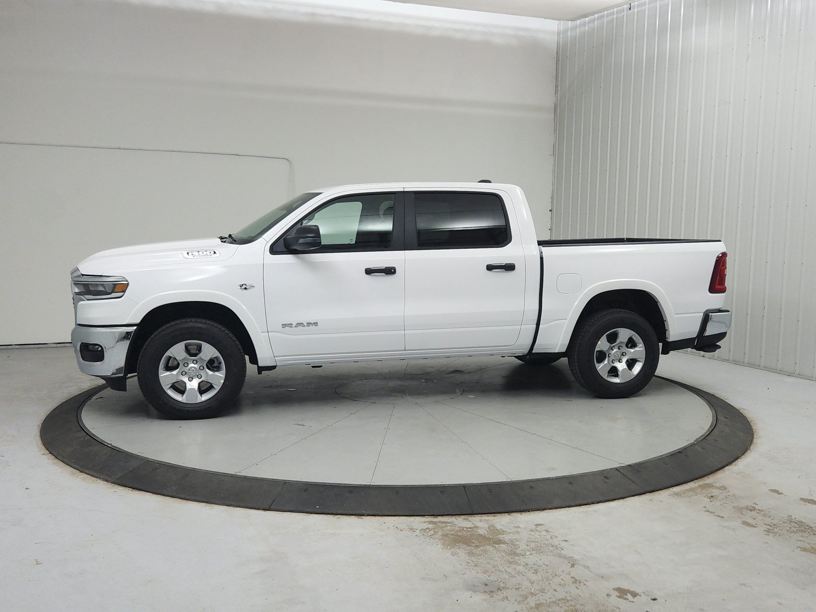 New 2026 RAM 1500 Big Horn AWD/4WD image 5