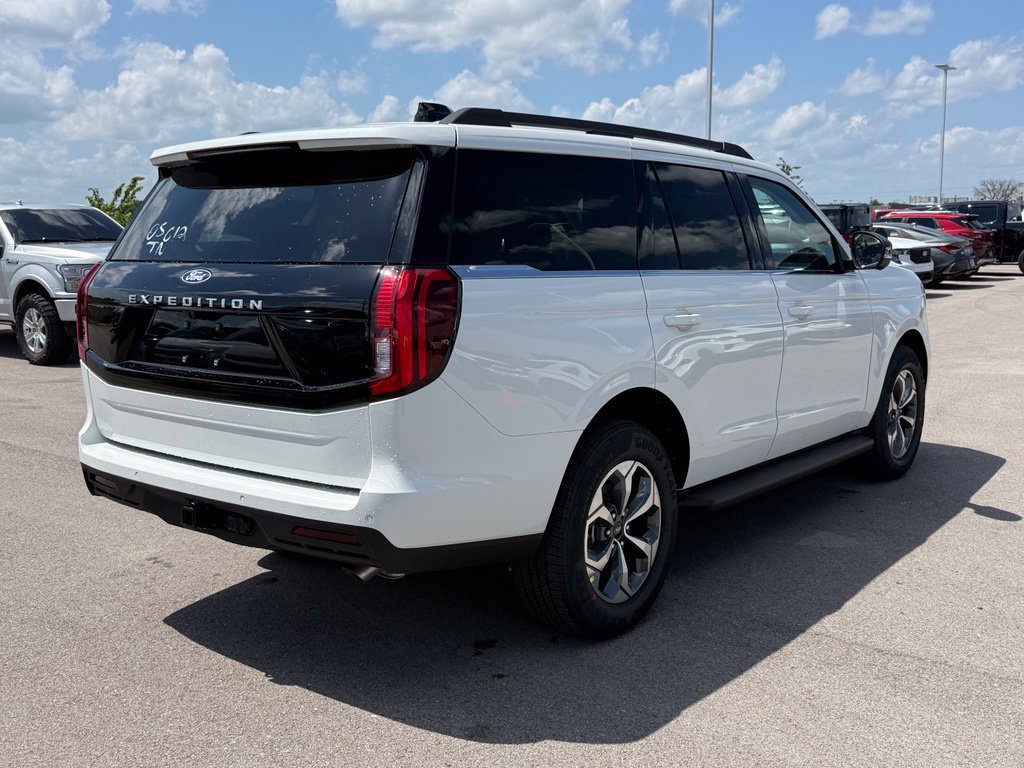 New 2027 Ford Expedition Active RWD image 33