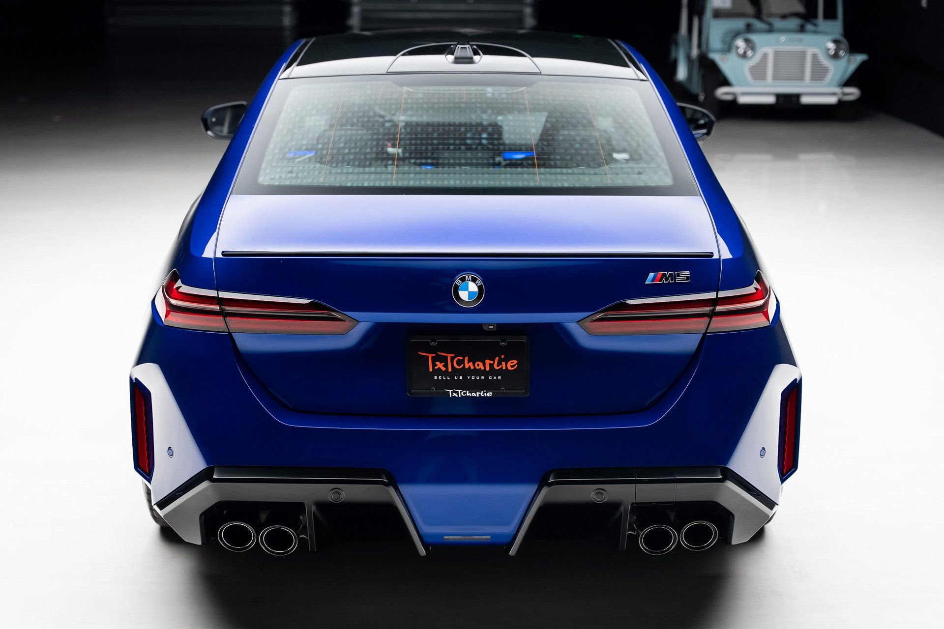 Used 2025 BMW M5 image 26