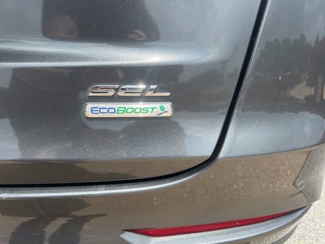 Used 2020 Ford Fusion SEL FWD image 11