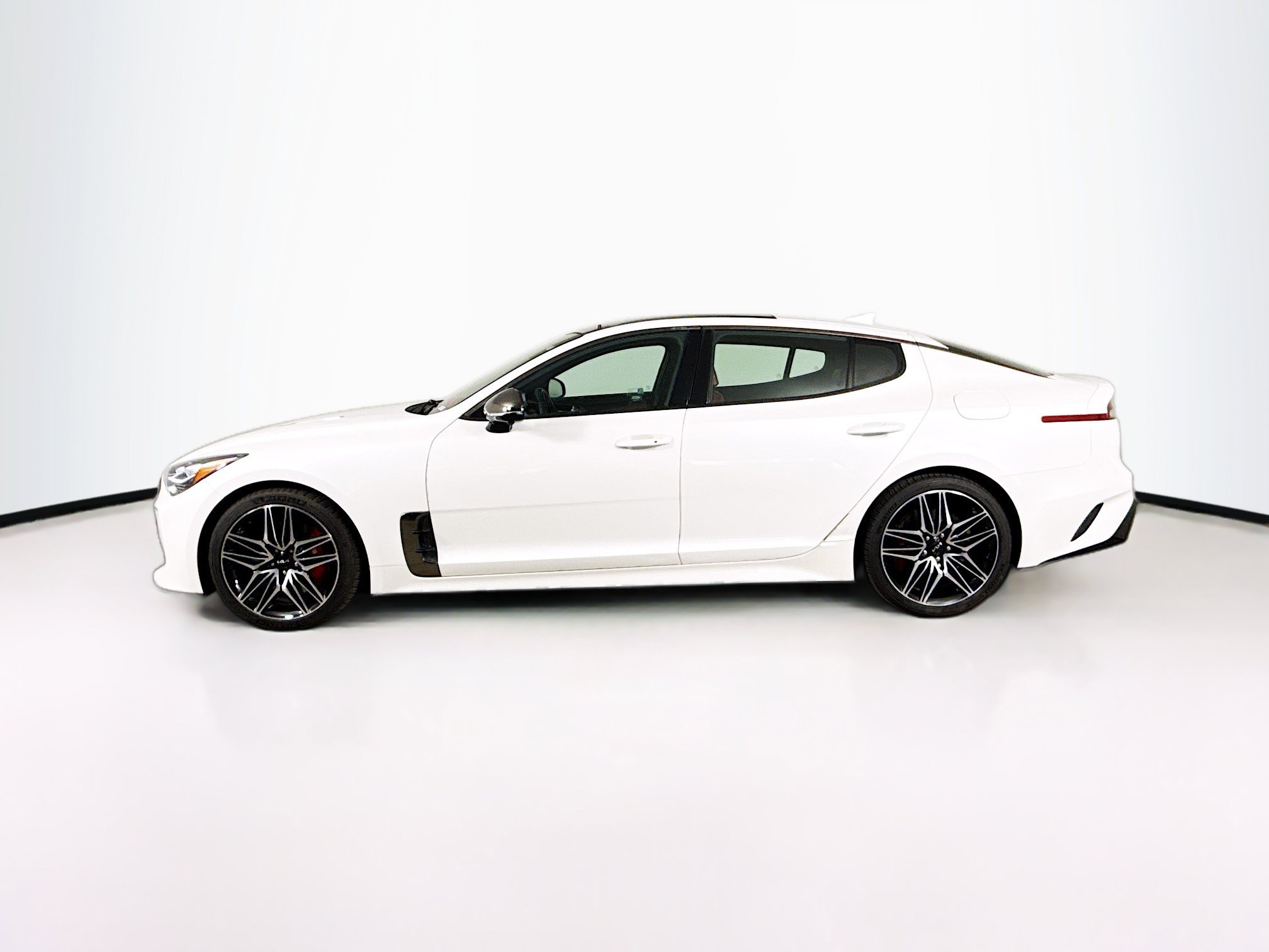 Used 2023 Kia Stinger GT2 w/ Red Interior Color Package RWD image 7