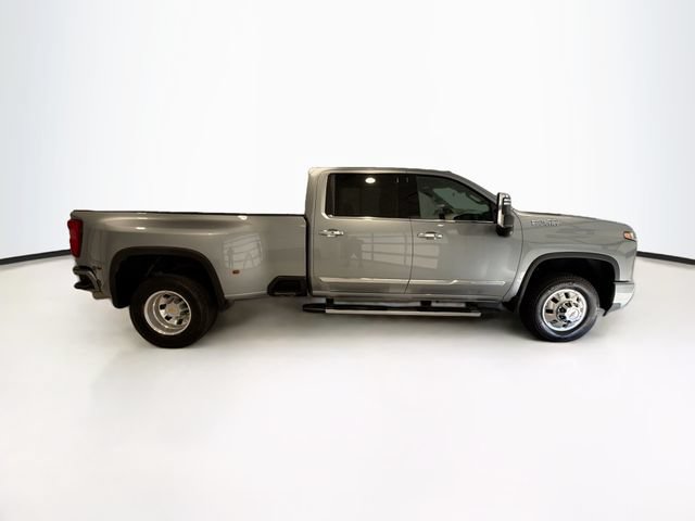 Certified 2025 Chevrolet Silverado 3500 High Country w/ High Country Premium Package AWD/4WD image 7