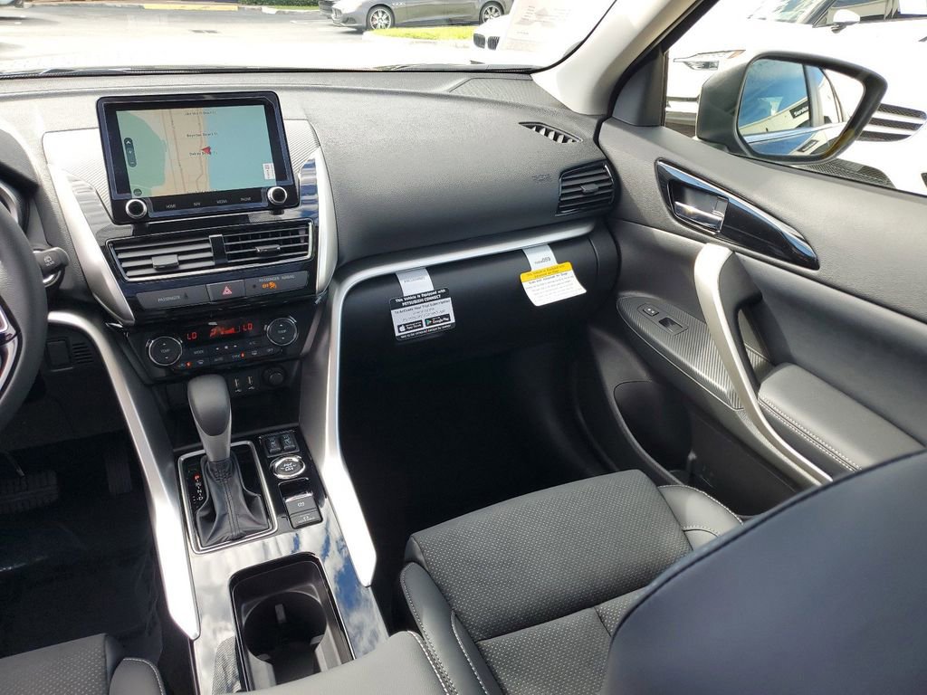 New 2025 Mitsubishi Eclipse Cross SE image 18