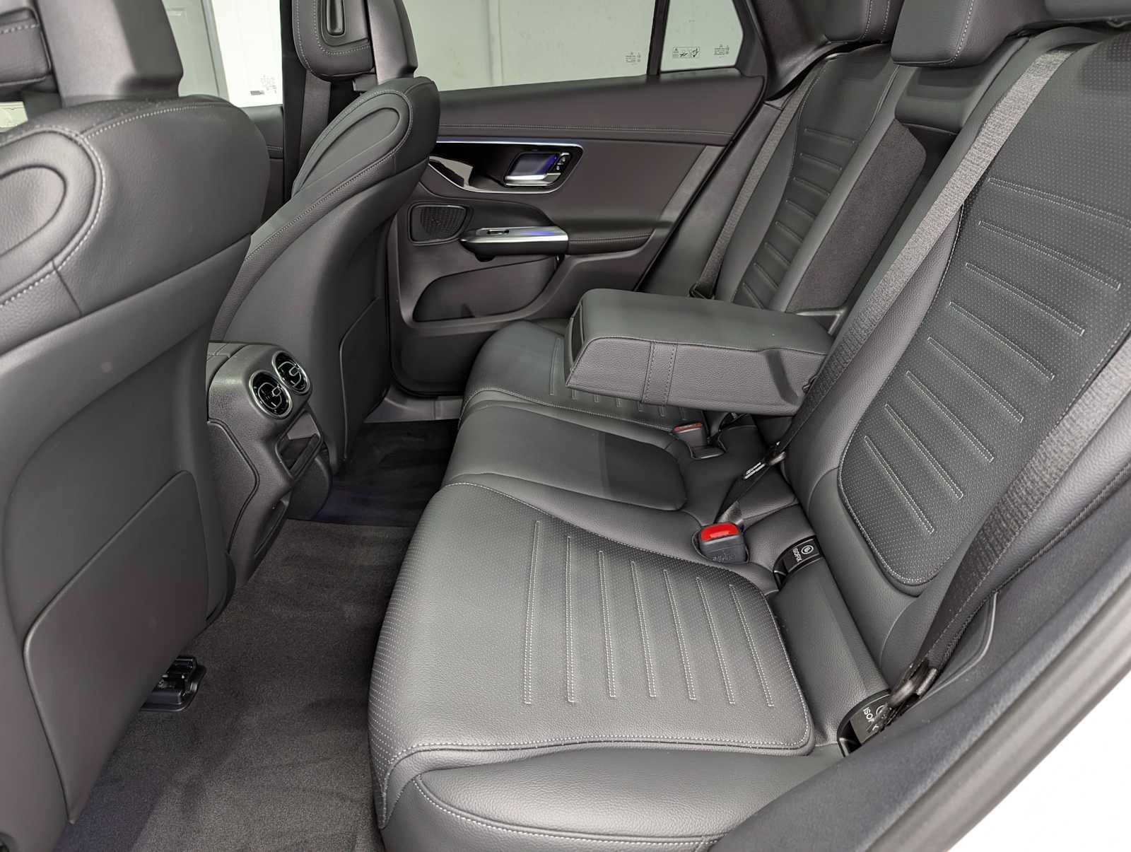 New 2026 Mercedes-Benz GLC 300 4MATIC image 21