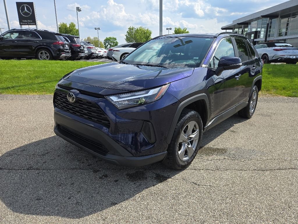 Used 2024 Toyota RAV4 XLE AWD/4WD image 6