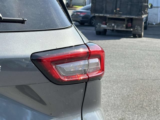 New 2024 Ford Escape SE w/ PHEV Premium Package FWD image 10