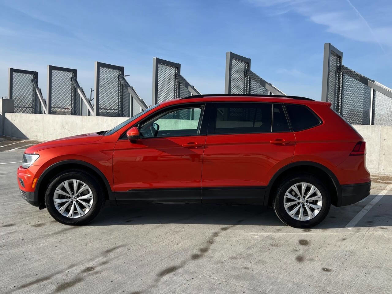 Used 2019 Volkswagen Tiguan S w/ 3rd Row Seat Package image 5