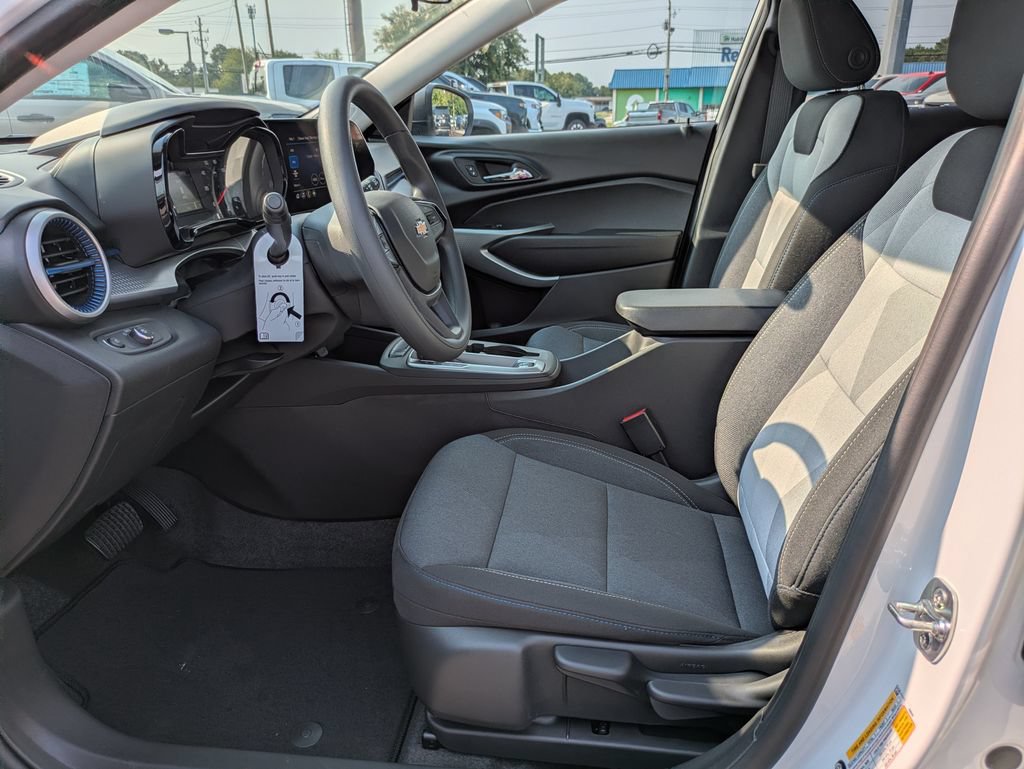 New 2026 Chevrolet Trax LT FWD image 20