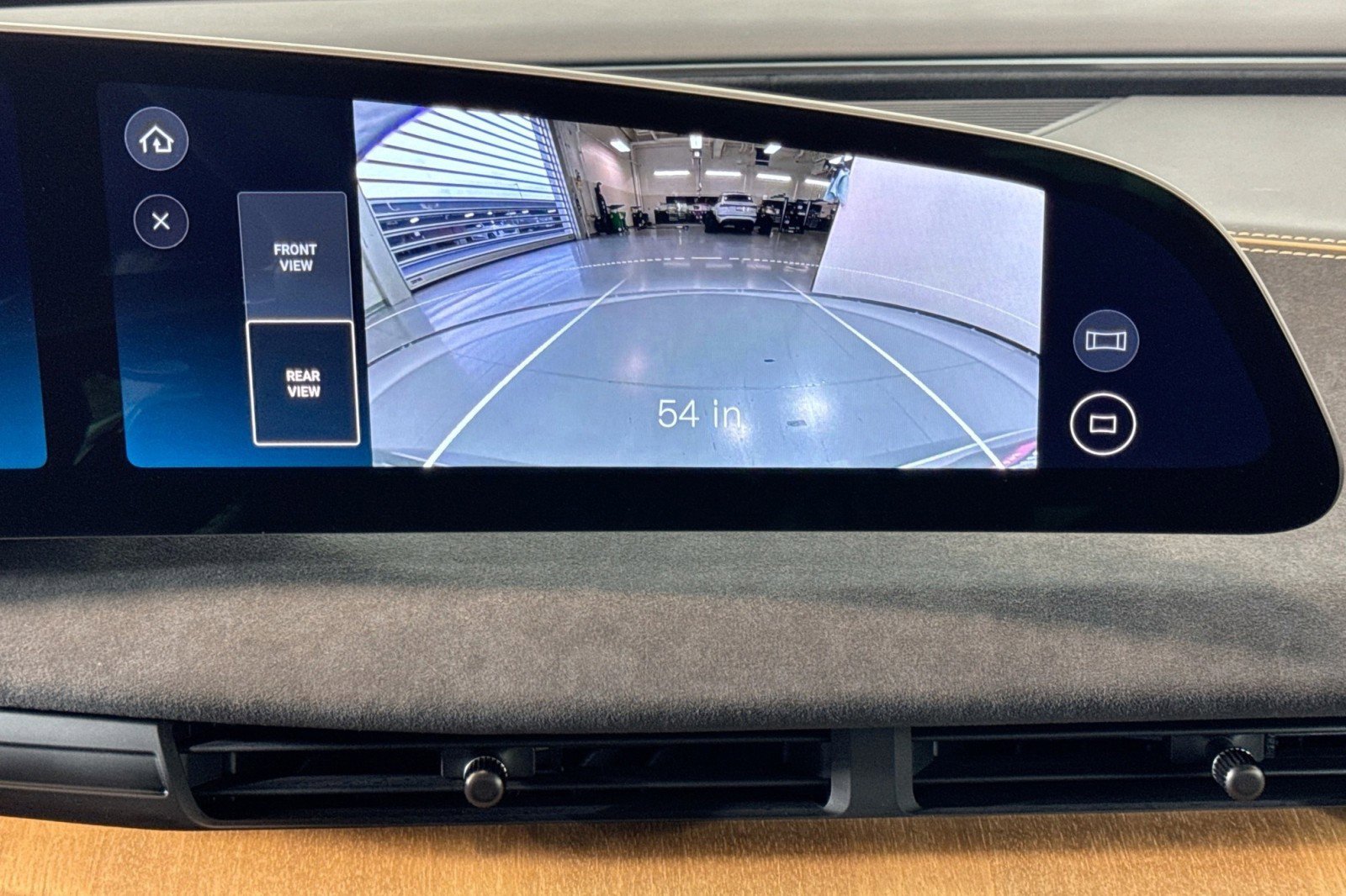 Used 2022 Lucid Air Grand Touring image 13