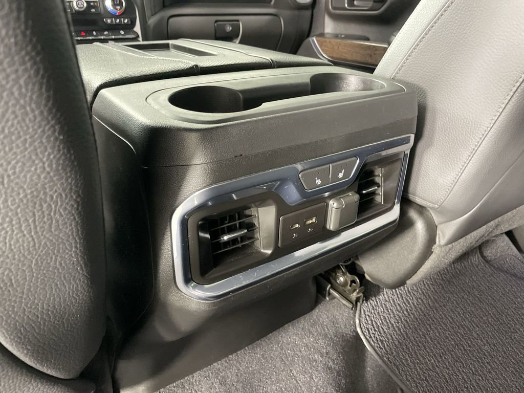 Used 2021 GMC Sierra 3500 Denali w/ Technology Package image 12