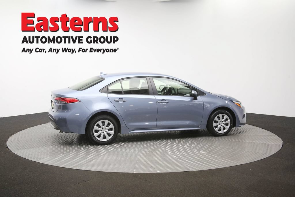 Used 2025 Toyota Corolla LE FWD image 37