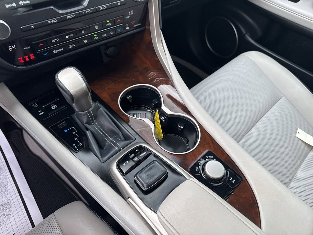 Used 2019 Lexus RX 350 FWD w/ Navigation Package image 22