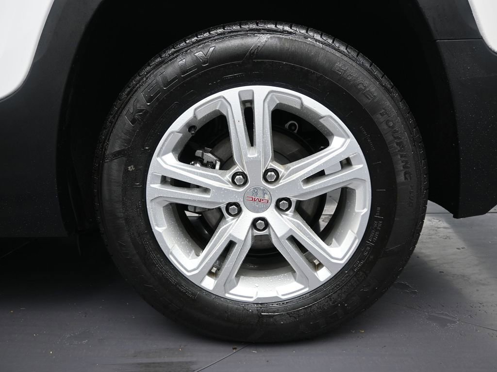 Used 2023 GMC Terrain SLE FWD image 10