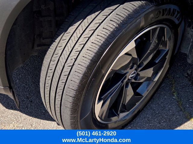 Used 2025 Nissan Rogue SV AWD/4WD image 20