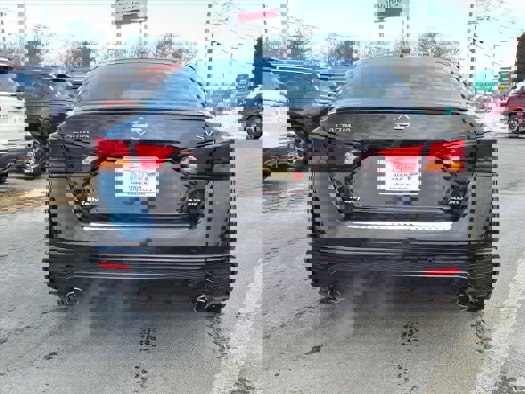 Certified 2023 Nissan Altima 2.5 SV w/ SV Premium Package image 6