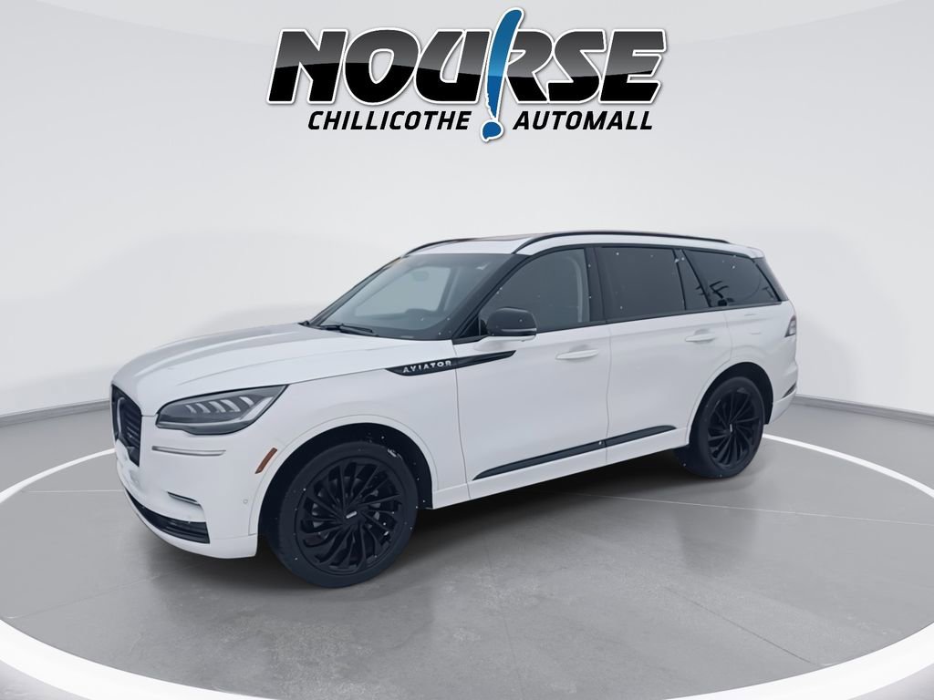 Used 2024 Lincoln Aviator Reserve w/ Equipment Group 201A AWD/4WD image 4