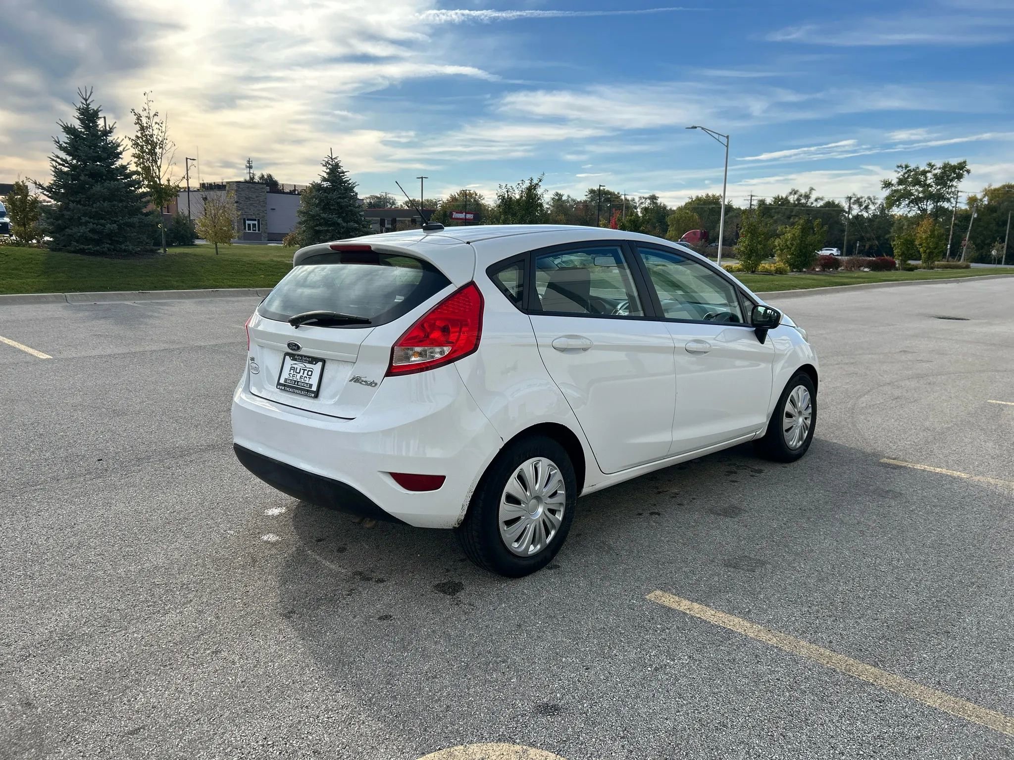 Used 2012 Ford Fiesta SE image 5
