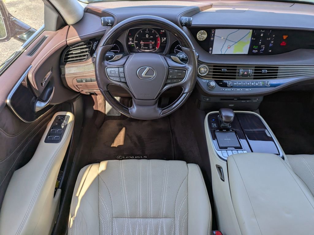 Used 2018 Lexus LS 500 w/ Interior Upgrade Package RWD image 8