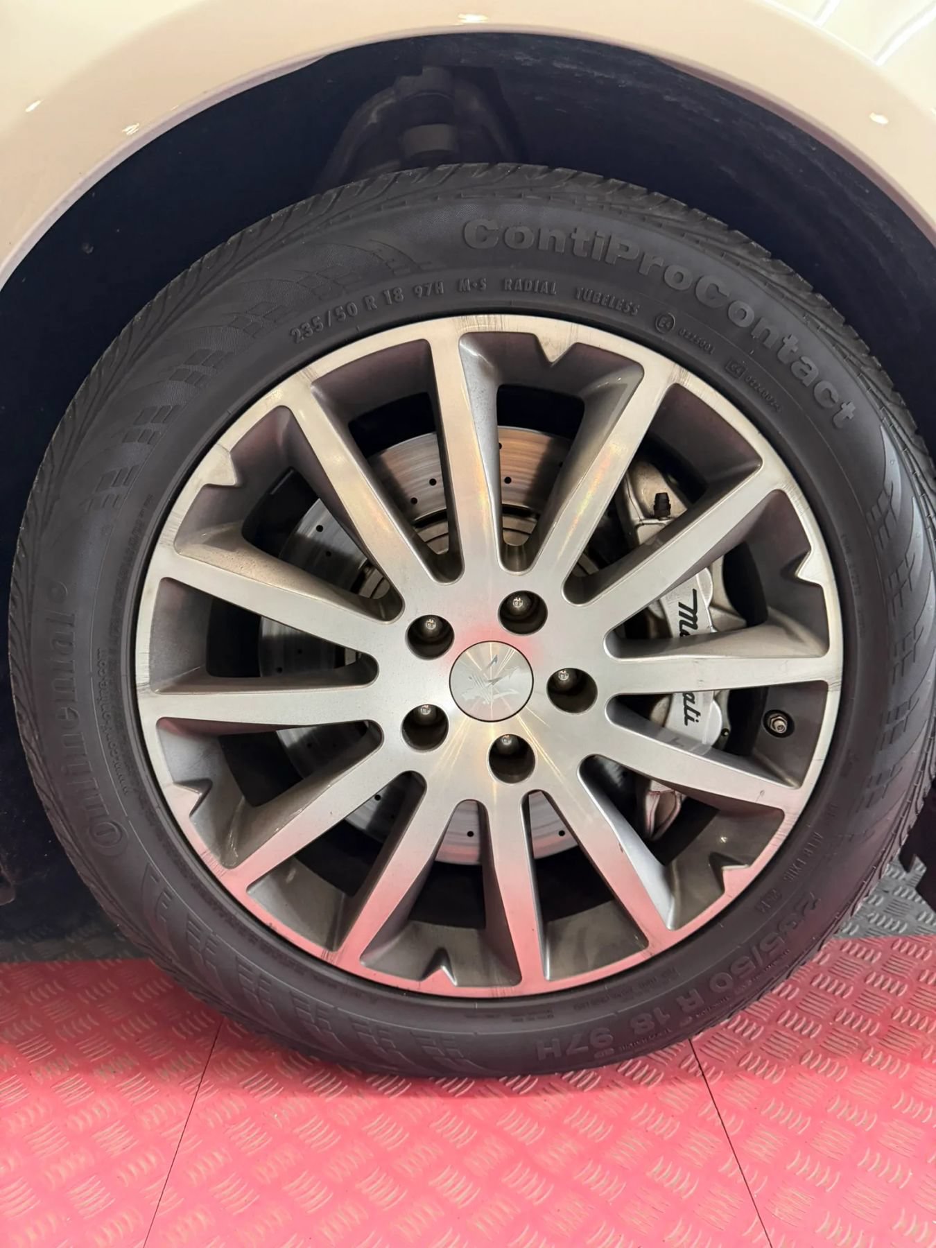 Used 2014 Maserati Ghibli S Q4 AWD/4WD image 45