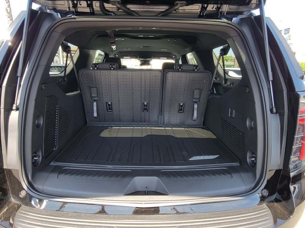 New 2027 Chevrolet Suburban LS RWD image 22