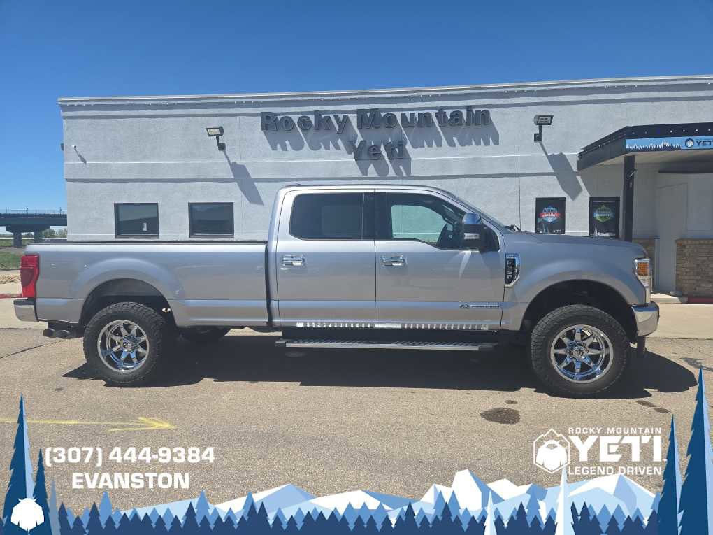 Used 2020 Ford F350 Lariat w/ Chrome Package AWD/4WD image 2