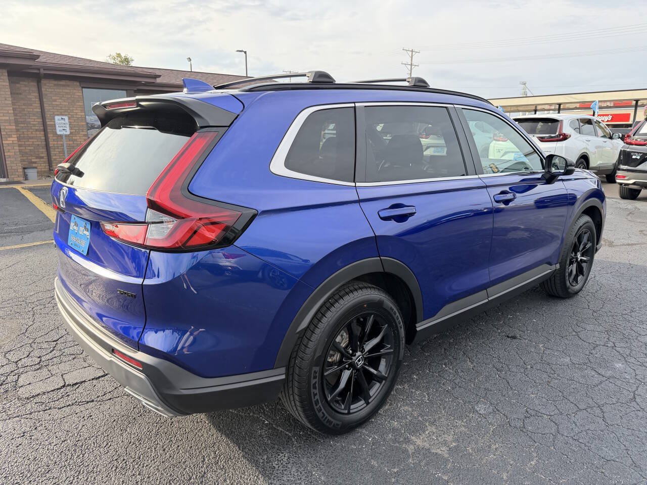 Used 2024 Honda CR-V Sport image 6