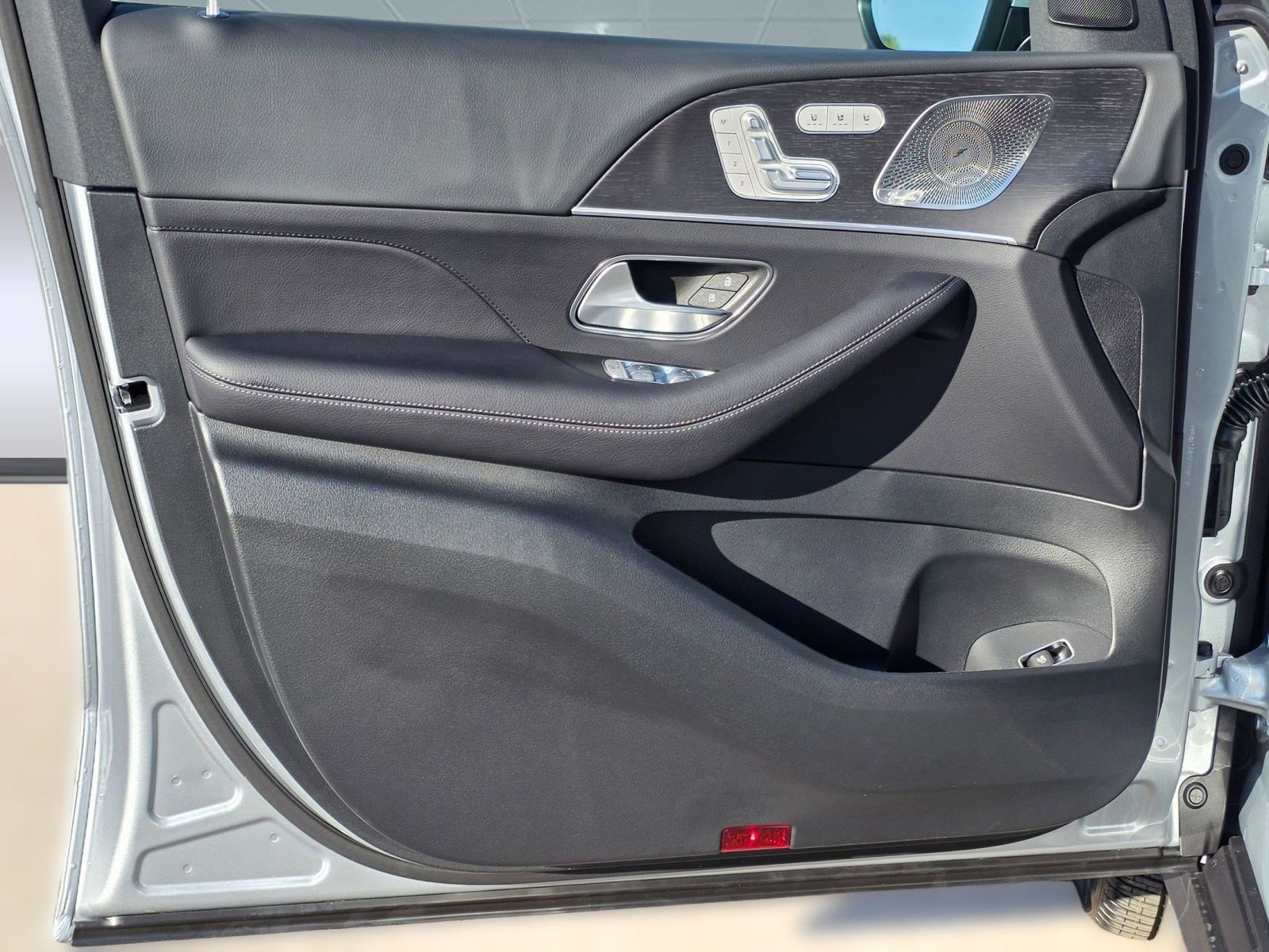 Used 2026 Mercedes-Benz GLS 450 4MATIC image 13