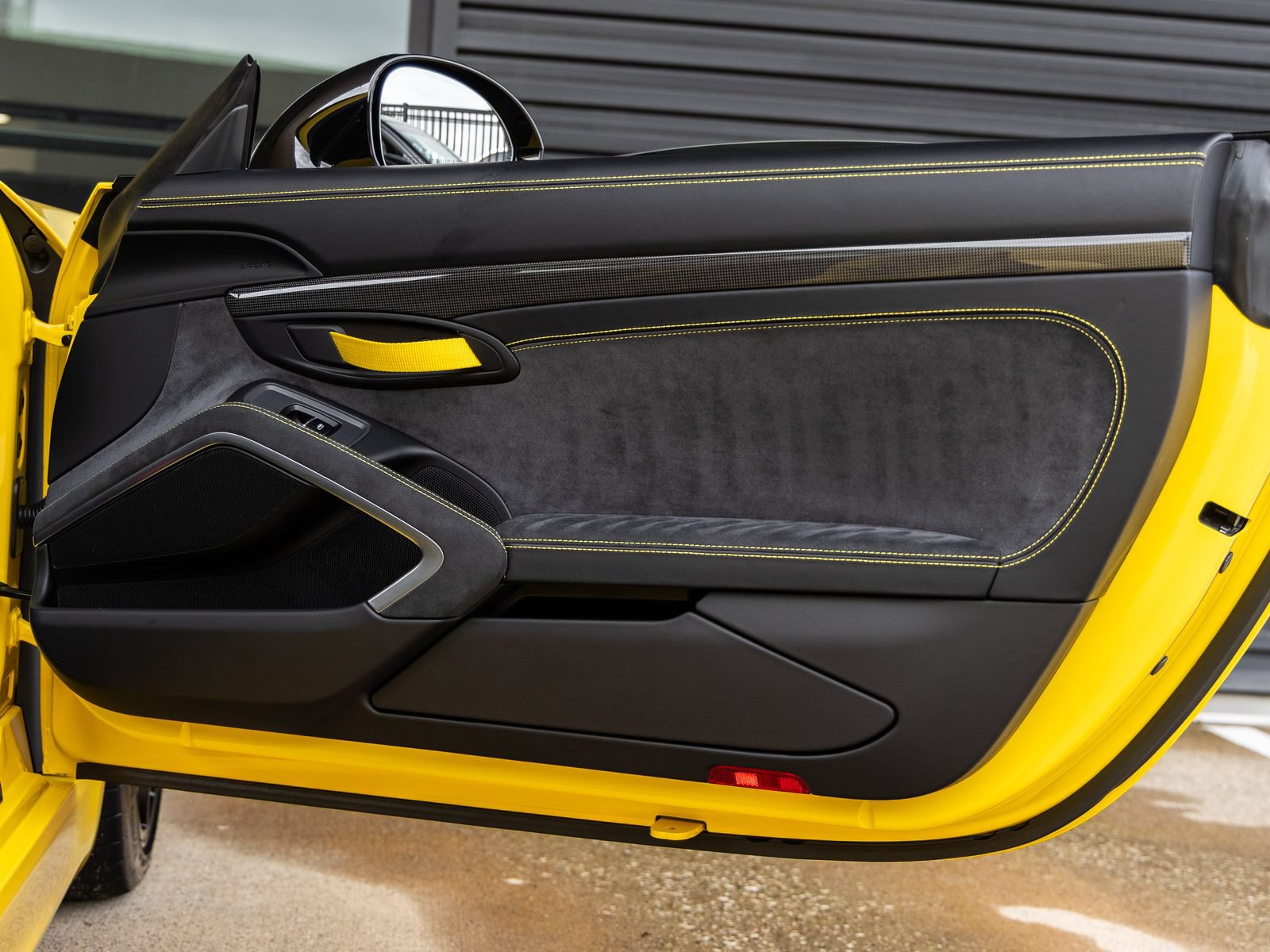 Used 2016 Porsche Cayman GT4 RWD image 44