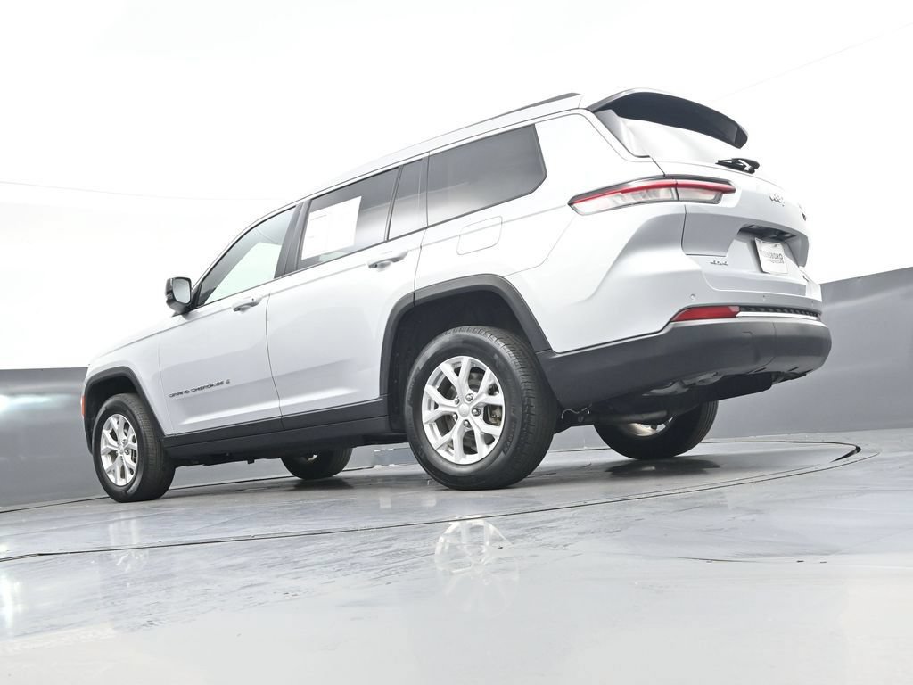 Used 2023 Jeep Grand Cherokee L Limited AWD/4WD image 47