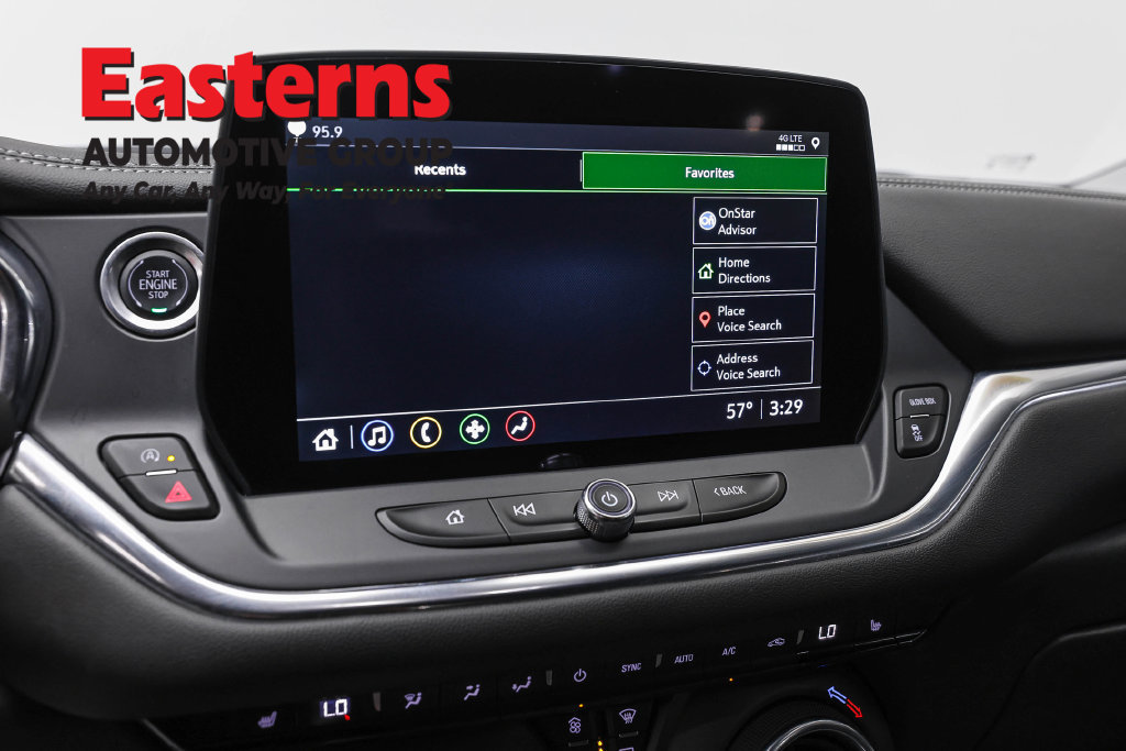 Used 2025 Chevrolet Blazer LT FWD image 21