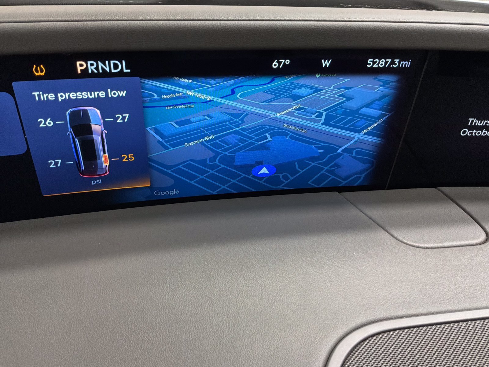 Used 2025 Lincoln Nautilus Premier AWD/4WD image 21