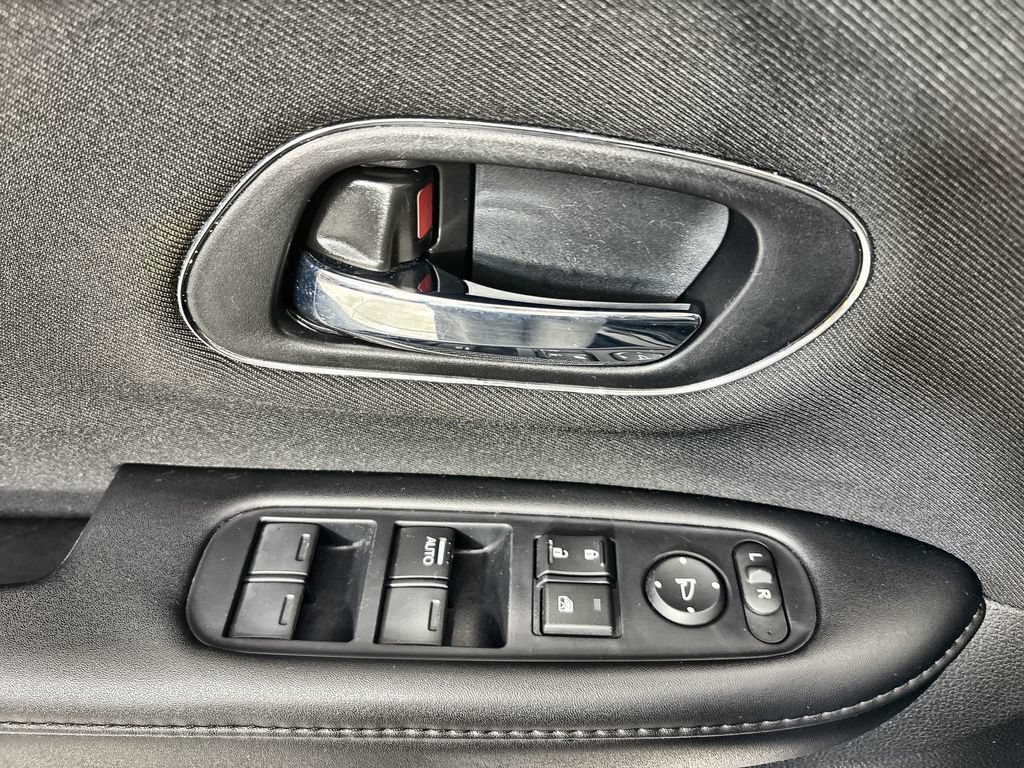Used 2021 Honda HR-V EX image 15