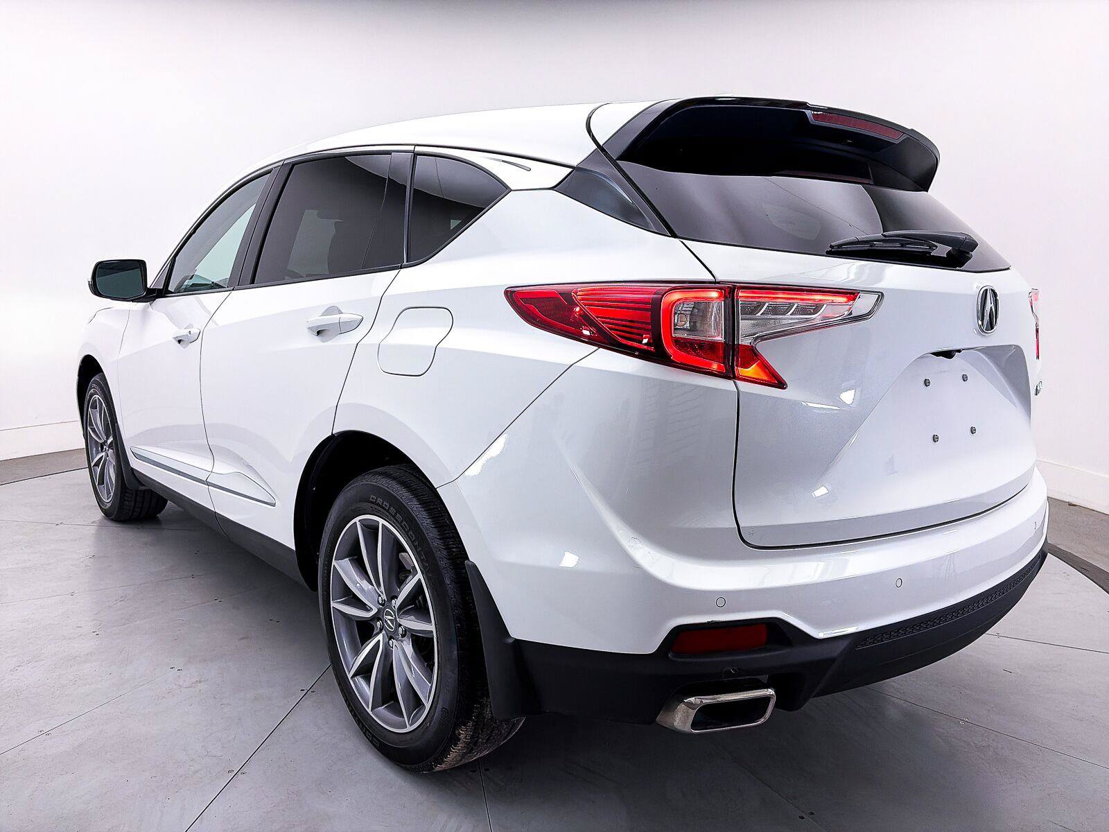 Used 2023 Acura RDX w/ Technology Package FWD image 14