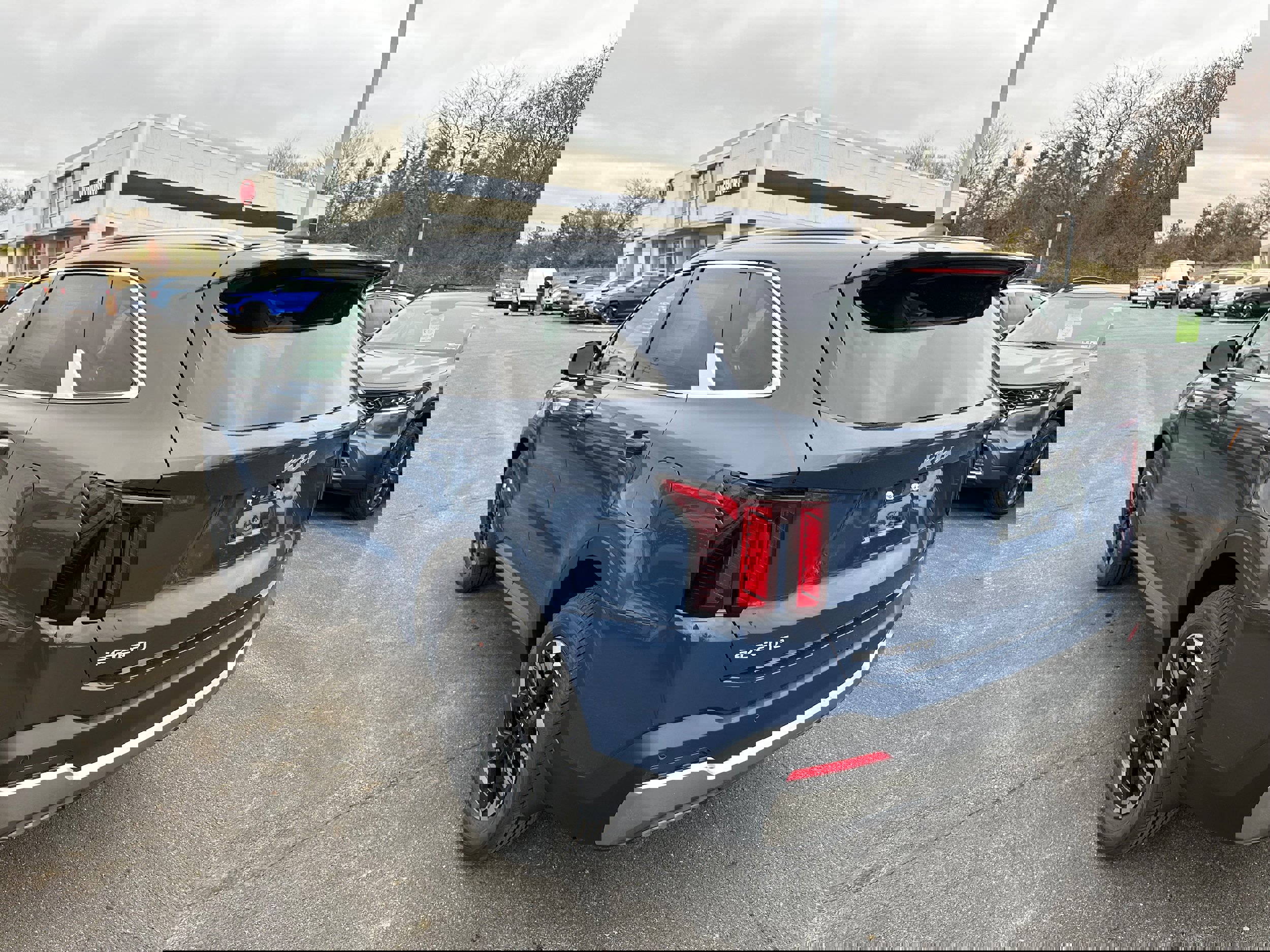 New 2026 Kia Sorento S image 7