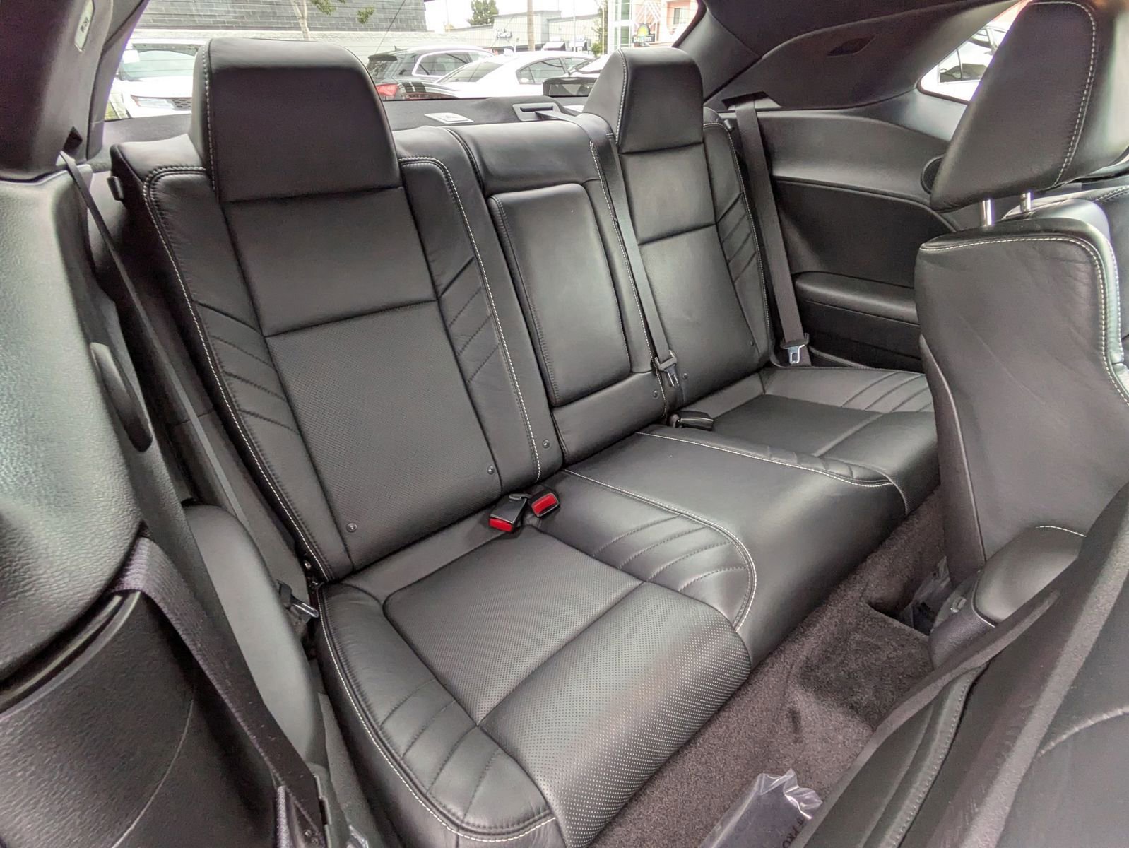 Used 2016 Dodge Challenger SRT Hellcat image 32