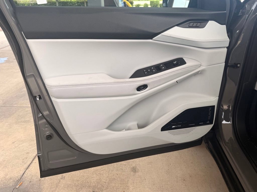 New 2026 Jeep Cherokee Overland AWD/4WD image 29