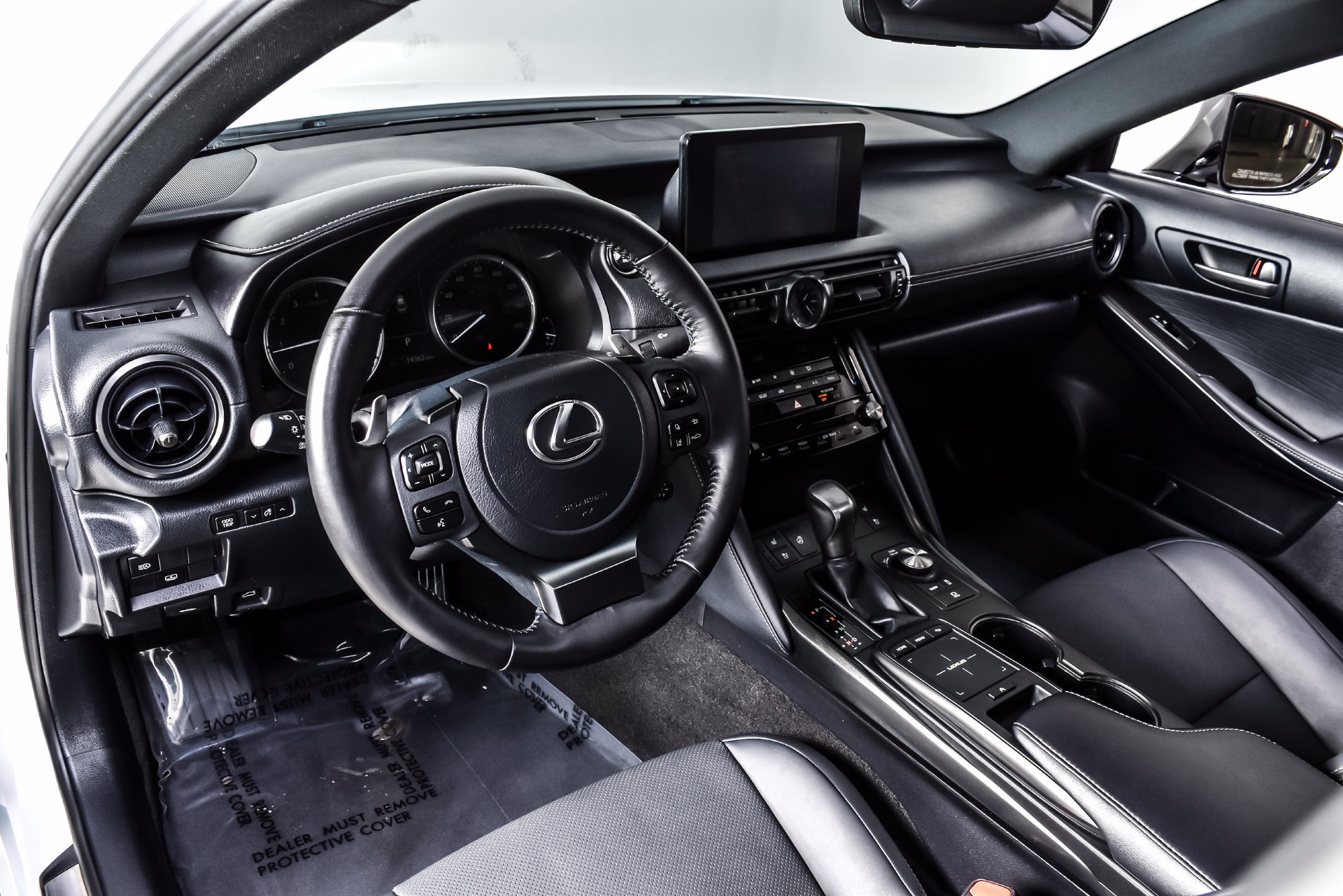 Used 2023 Lexus IS 300 w/ Premium Package RWD image 15