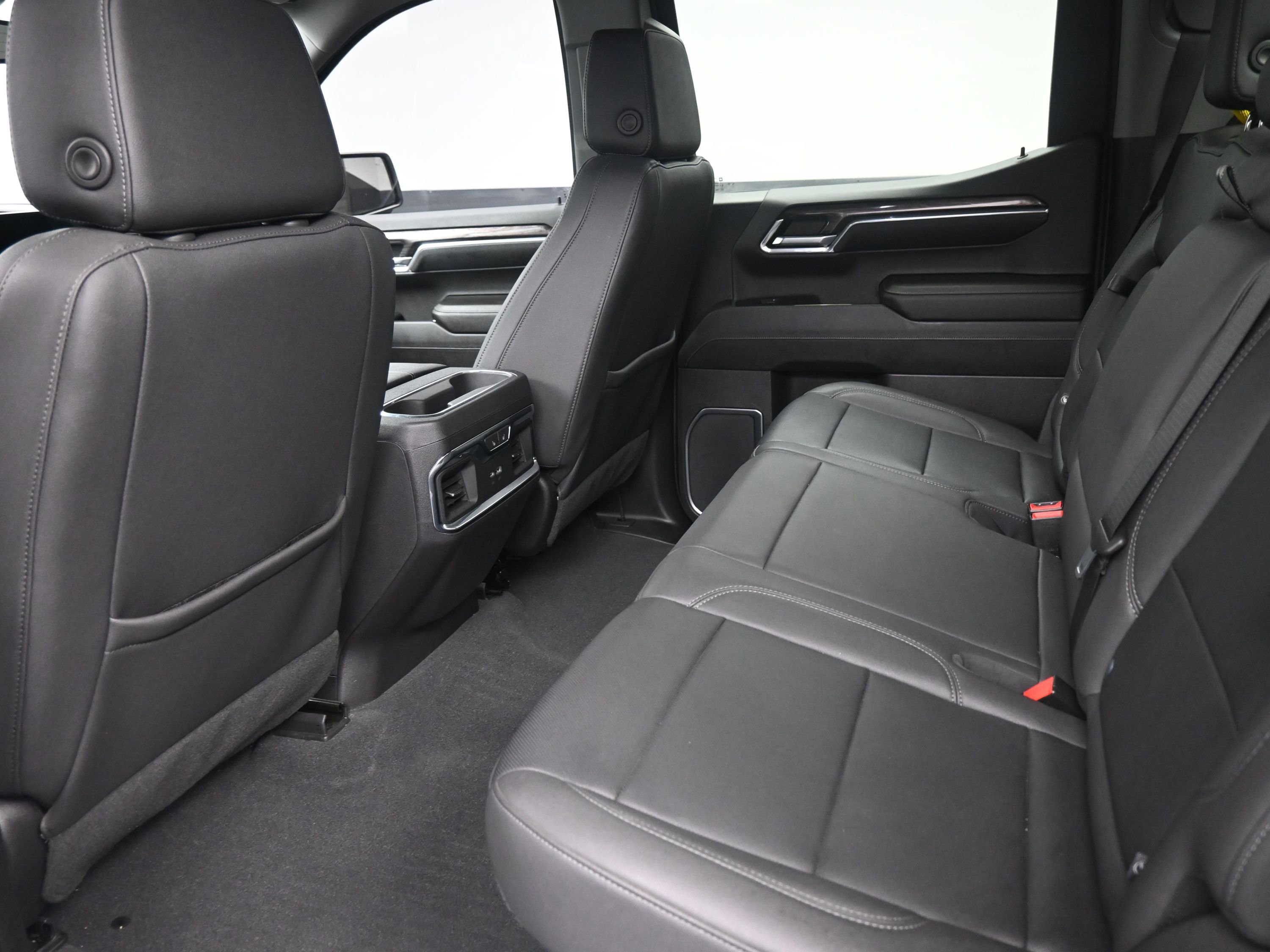 Certified 2023 Chevrolet Silverado 1500 LTZ w/ LTZ Convenience Package II image 17