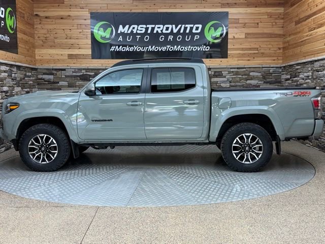Used 2023 Toyota Tacoma TRD Sport AWD/4WD image 6