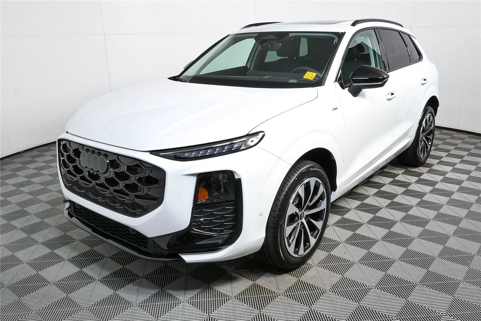New 2026 Audi Q3 quattro 2.0T AWD/4WD image 34
