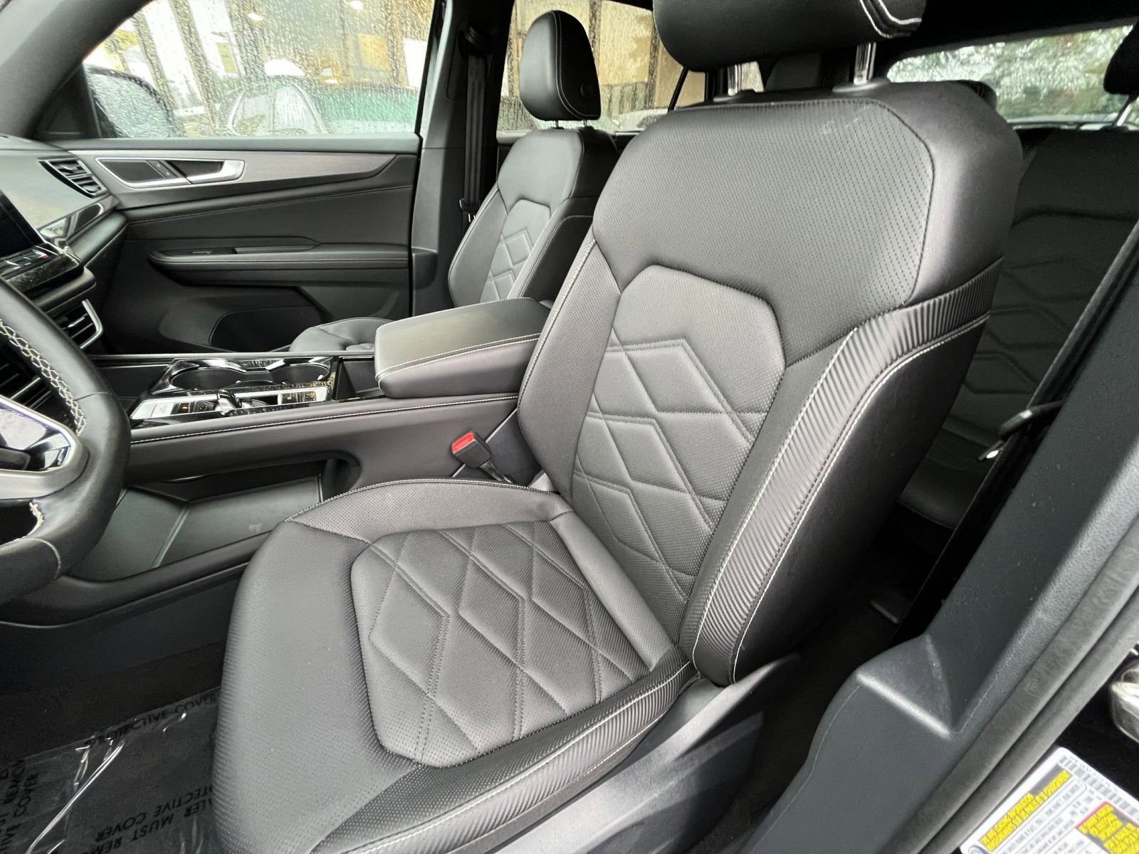 Used 2025 Volkswagen Atlas Cross Sport SE image 36