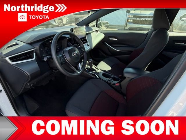 Used 2025 Toyota Corolla SE w/ Convenience Package image 5